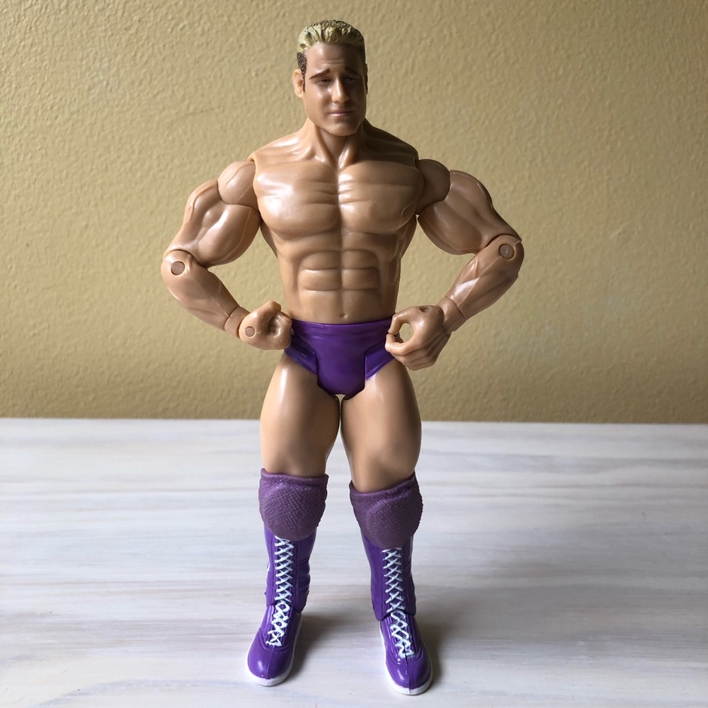 WWE Rene Dupree Action Figure - Picture 4 of 13